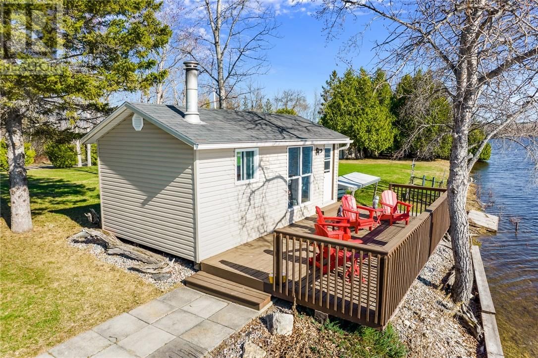 15 YORK DRIVE Image 61