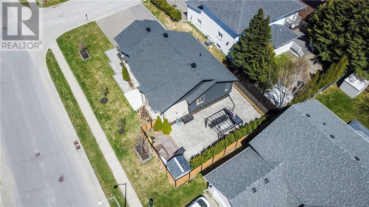 1 NEPTUNE AVENUE Image 35