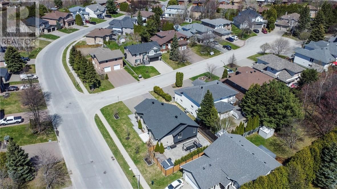 1 NEPTUNE AVENUE Image 37