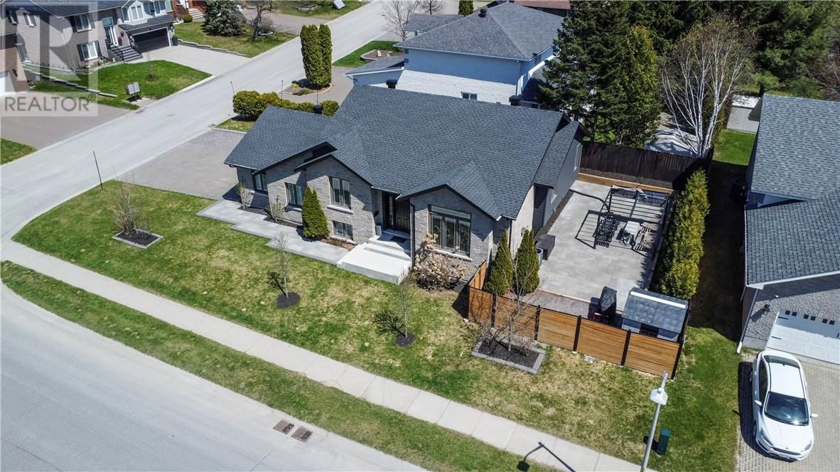 1 NEPTUNE AVENUE Image 38