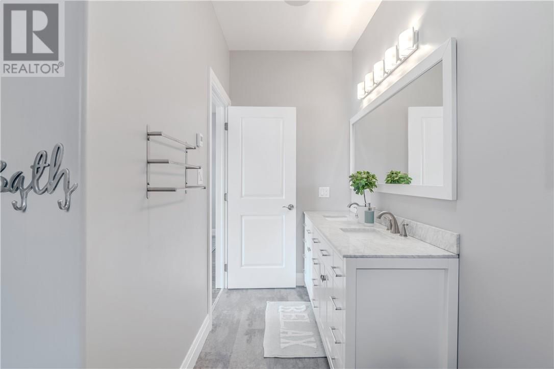 4627 BEAUDELAIRE COURT Image 18