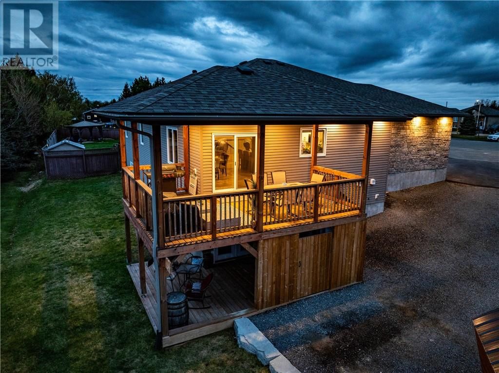 4627 BEAUDELAIRE COURT Image 2