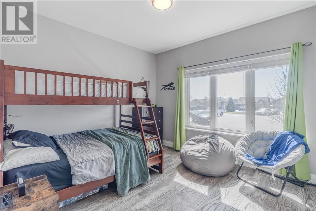 4627 BEAUDELAIRE COURT Image 20