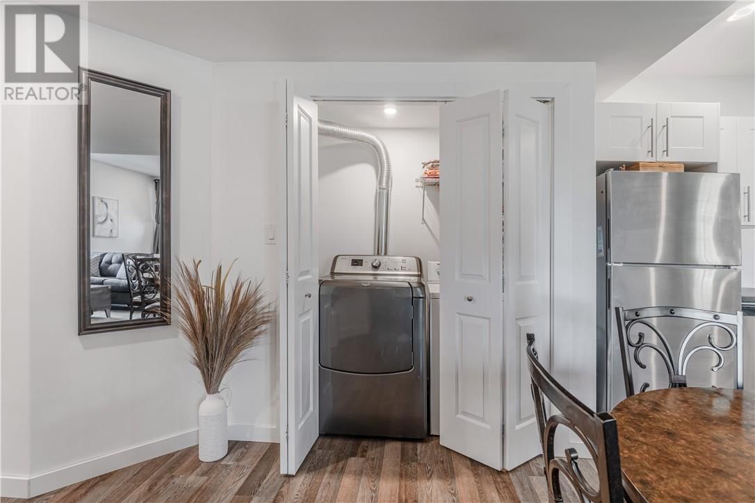 4627 BEAUDELAIRE COURT Image 44
