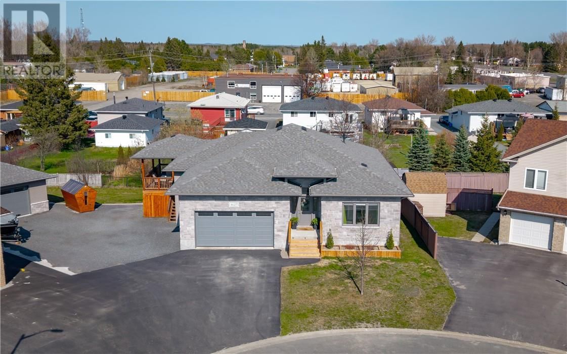 4627 BEAUDELAIRE COURT Image 58