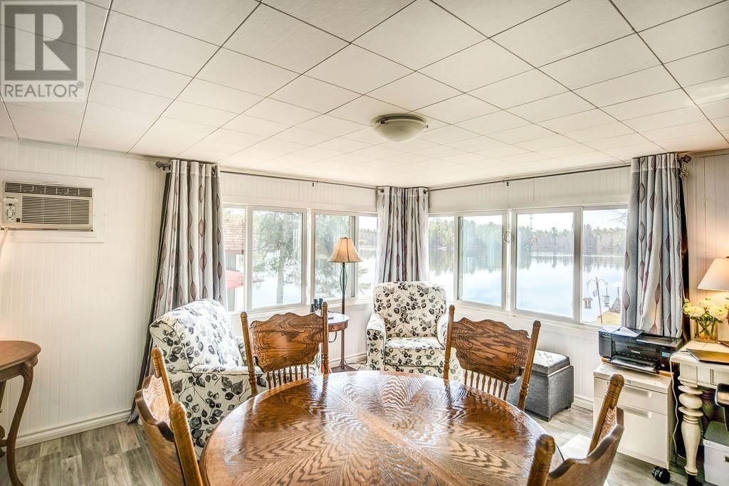 670 LAKE ROAD Image 17