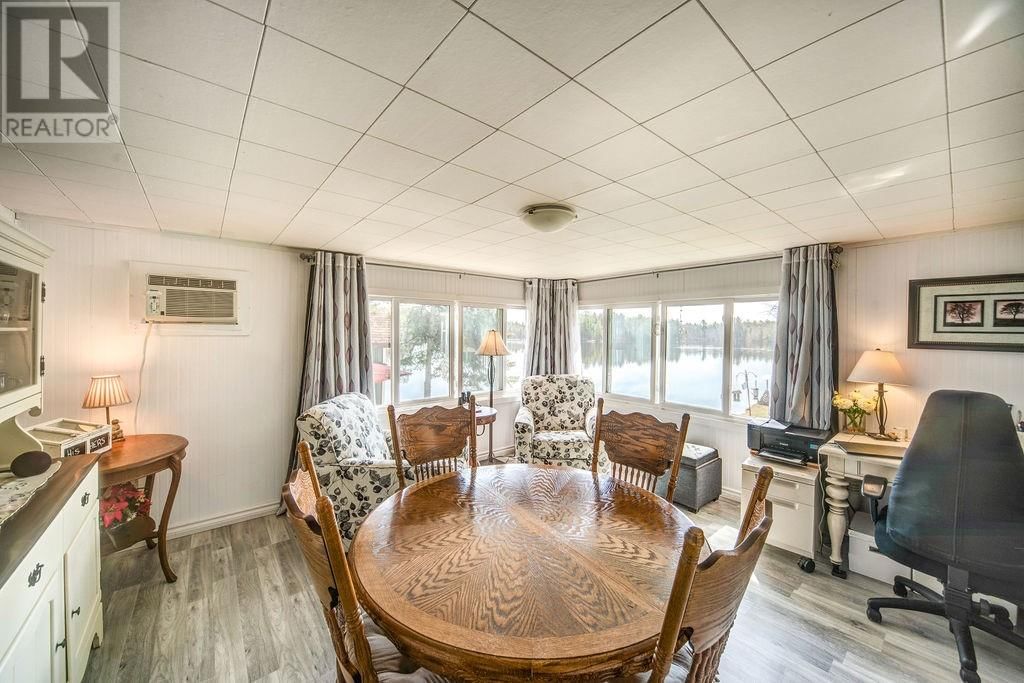 670 LAKE ROAD Image 18