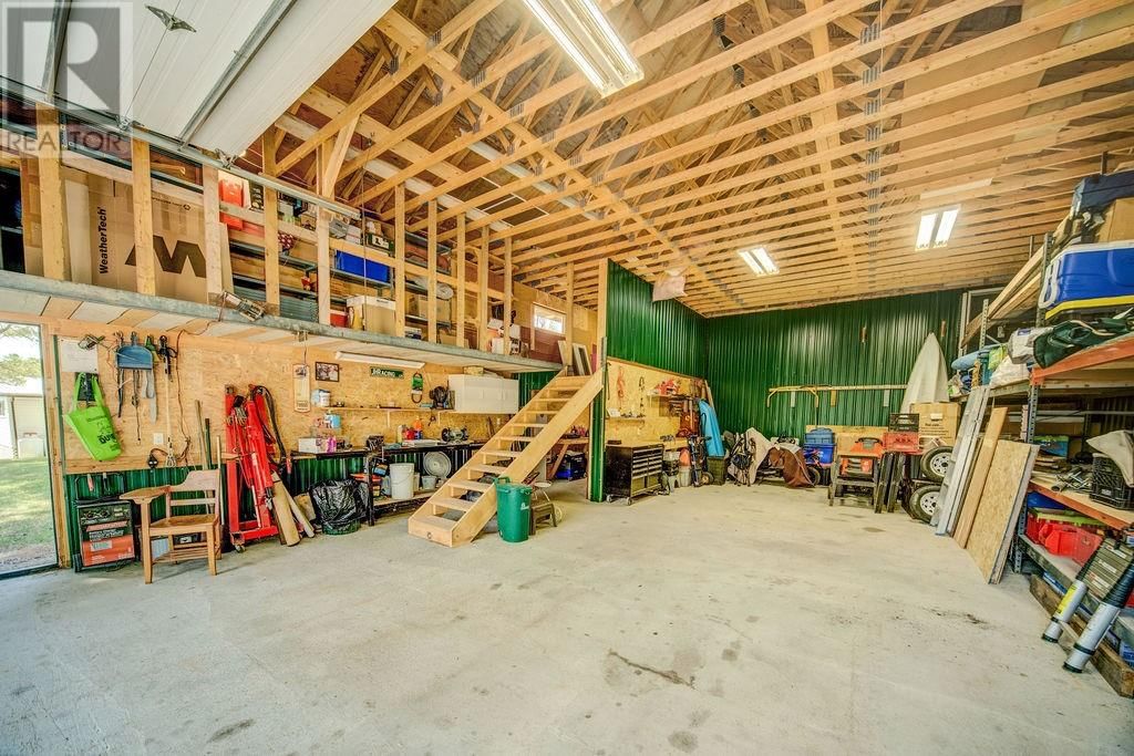 670 LAKE ROAD Image 34