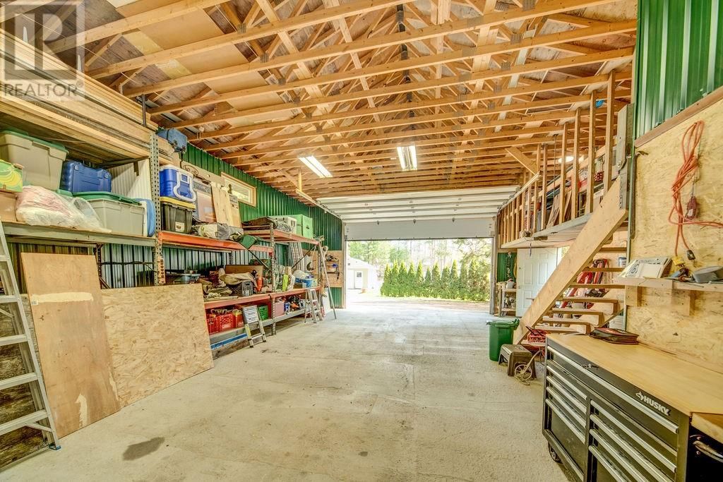 670 LAKE ROAD Image 37