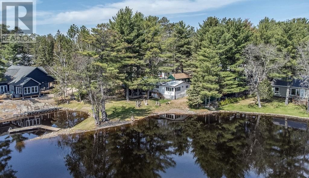 670 LAKE ROAD Image 9