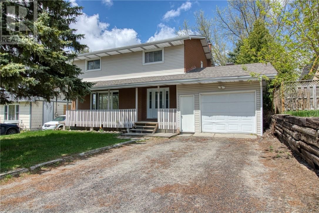 18 YOUNG STREET Image 1