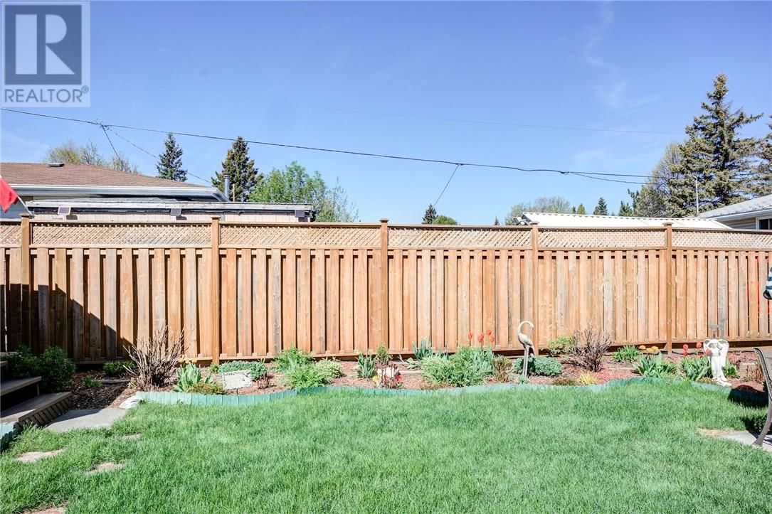 1550 CAMPEAU STREET Image 27