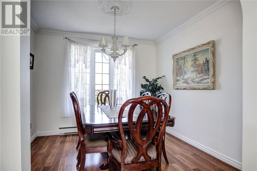 1550 CAMPEAU STREET Image 7
