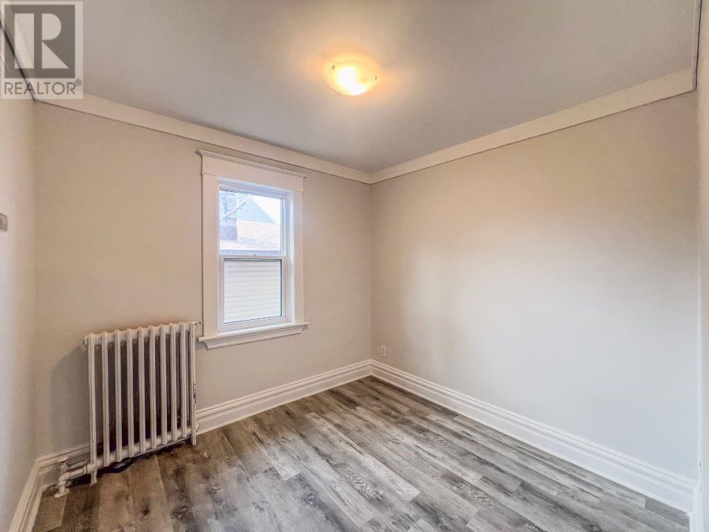 295 VAN HORNE STREET Image 10