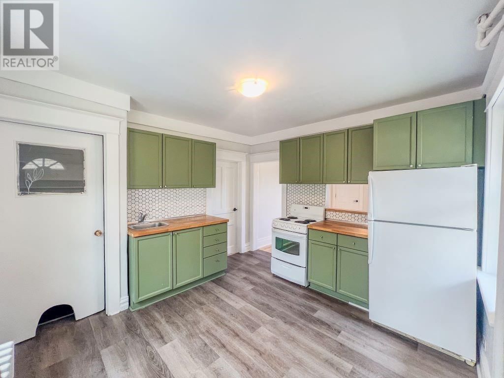 295 VAN HORNE STREET Image 4