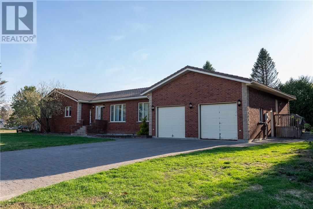 45 OAK STREET Image 1