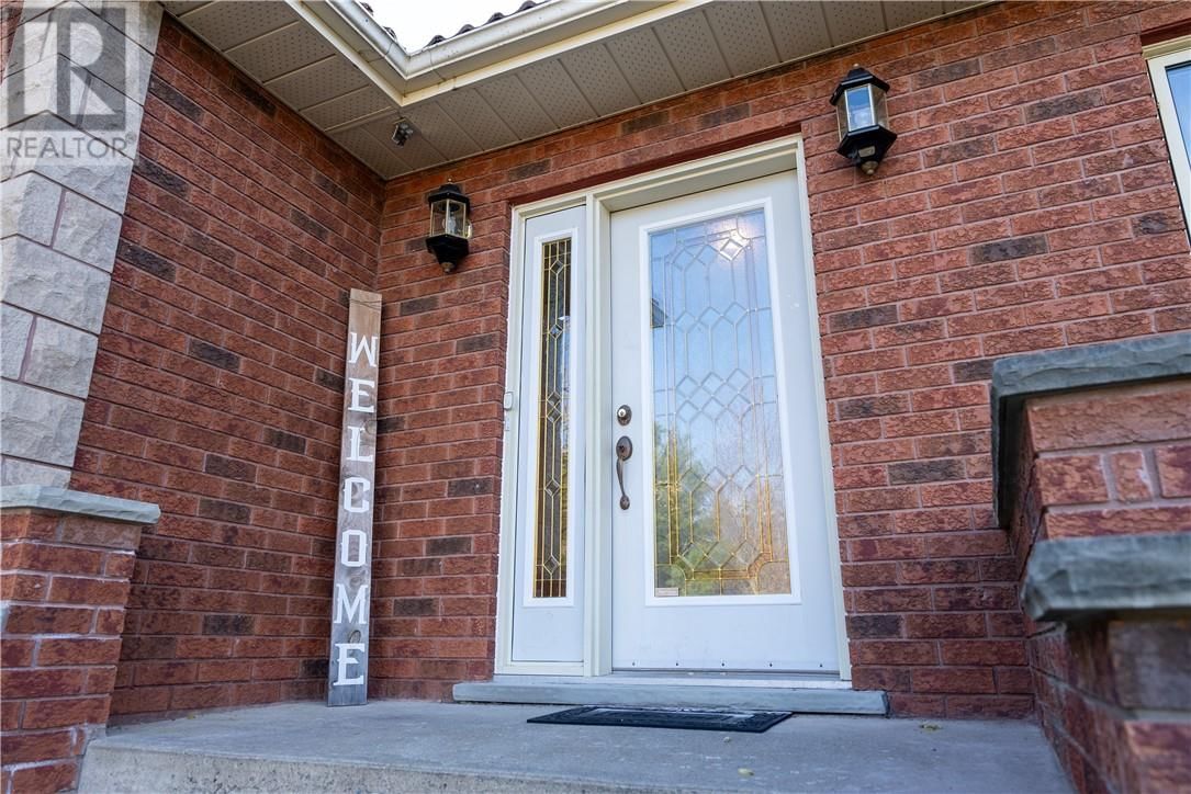 45 OAK STREET Image 5