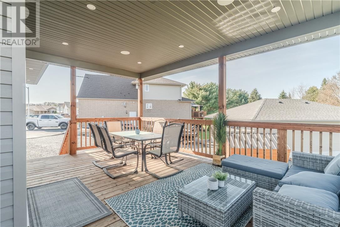 4627 BEAUDELAIRE COURT Image 12