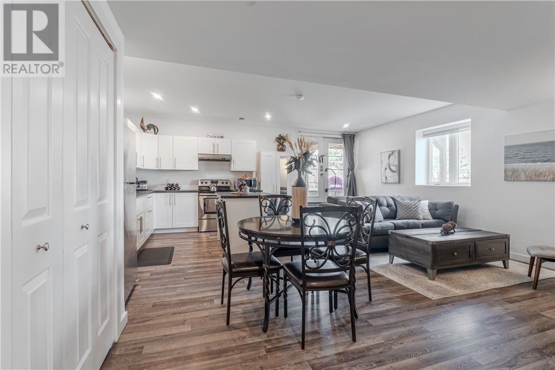 4627 BEAUDELAIRE COURT Image 38