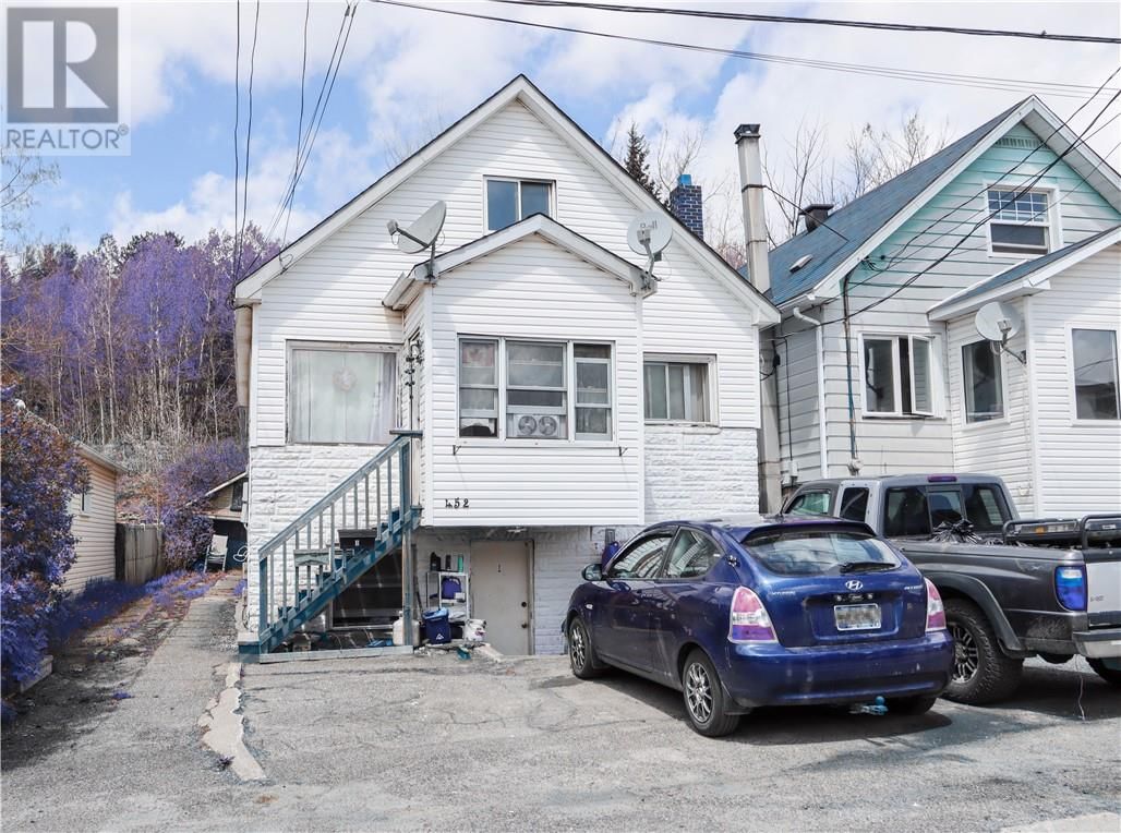 452 DUPONT STREET Image 1