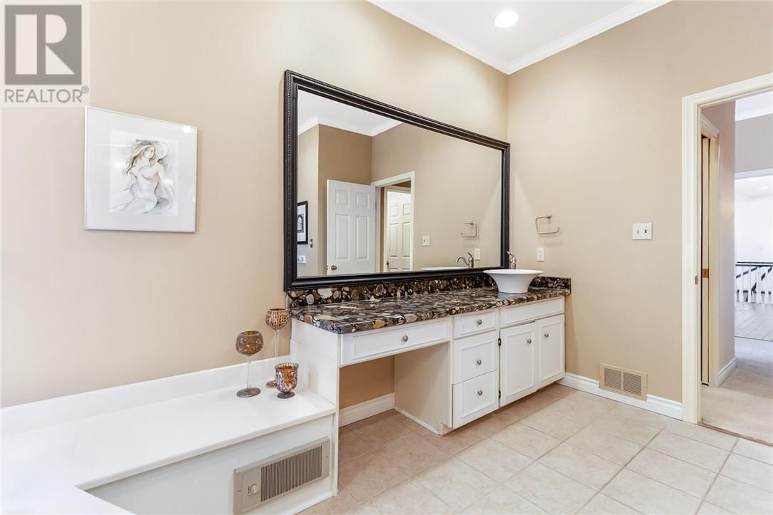2100 SOUTH BAY ROAD Image 39