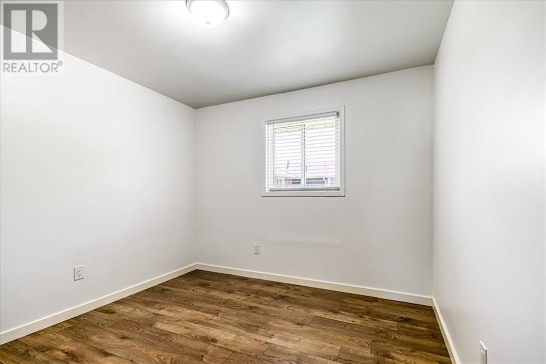 1329 LILLIAN BOULEVARD Image 11