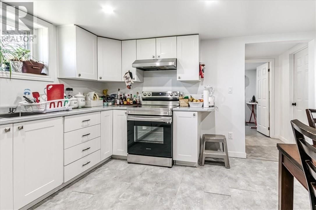 1329 LILLIAN BOULEVARD Image 27