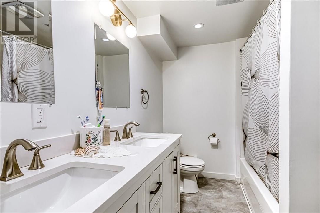 1329 LILLIAN BOULEVARD Image 34