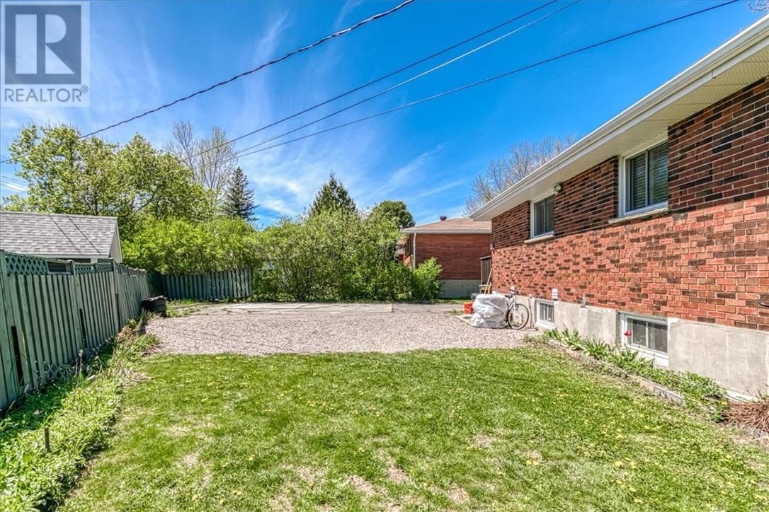 1329 LILLIAN BOULEVARD Image 39