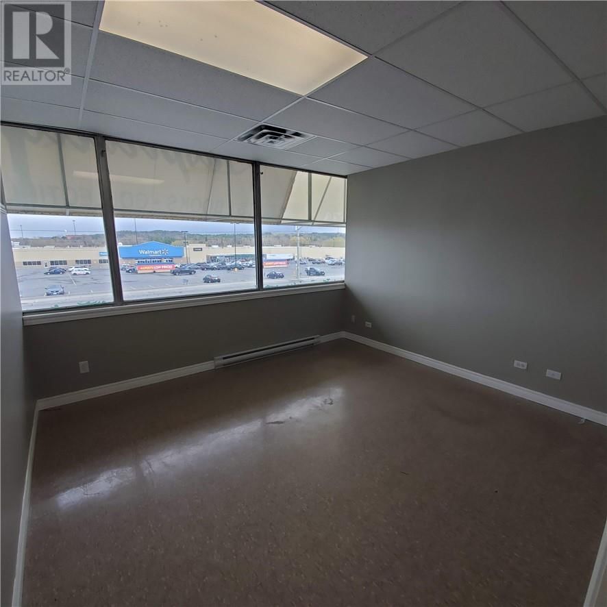 201 - 1314 LASALLE BOULEVARD Image 2