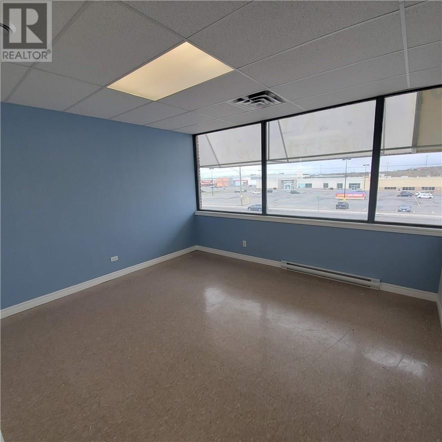 201 - 1314 LASALLE BOULEVARD Image 3