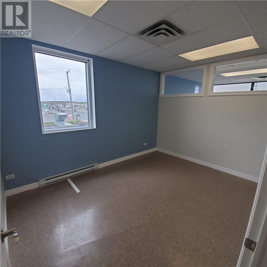 201 - 1314 LASALLE BOULEVARD Image 4
