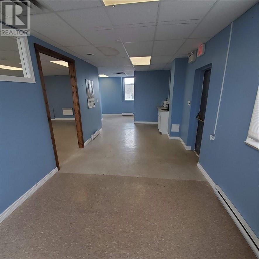 201 - 1314 LASALLE BOULEVARD Image 8