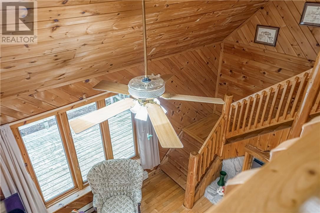 144 SOUTH BAY DRIVE Image 12