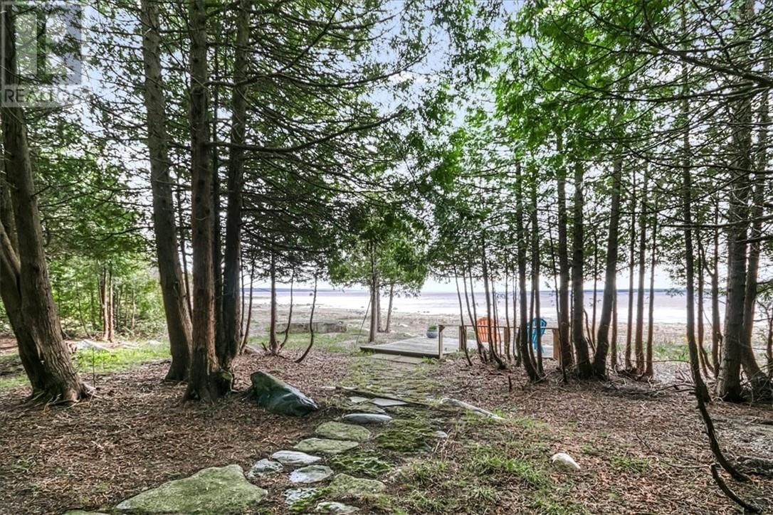 144 SOUTH BAY DRIVE Image 21