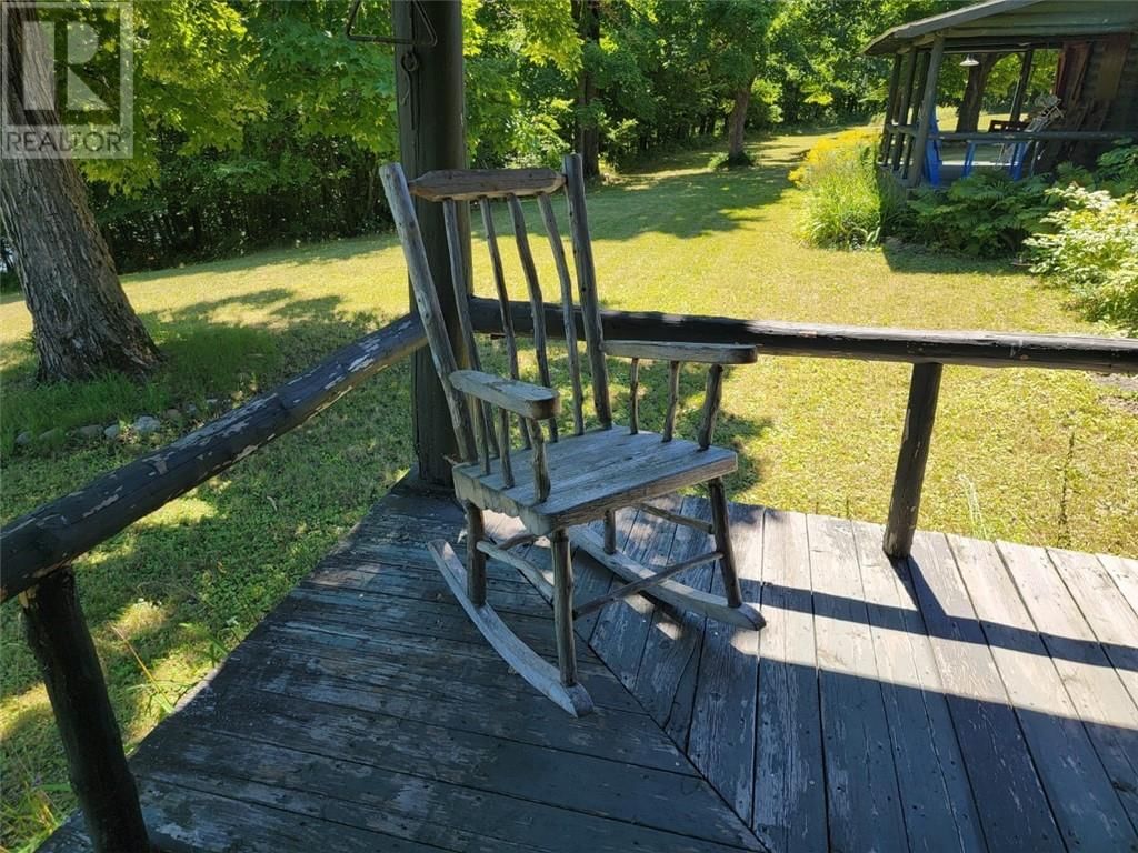 462 MAPLE POINT RD Image 17