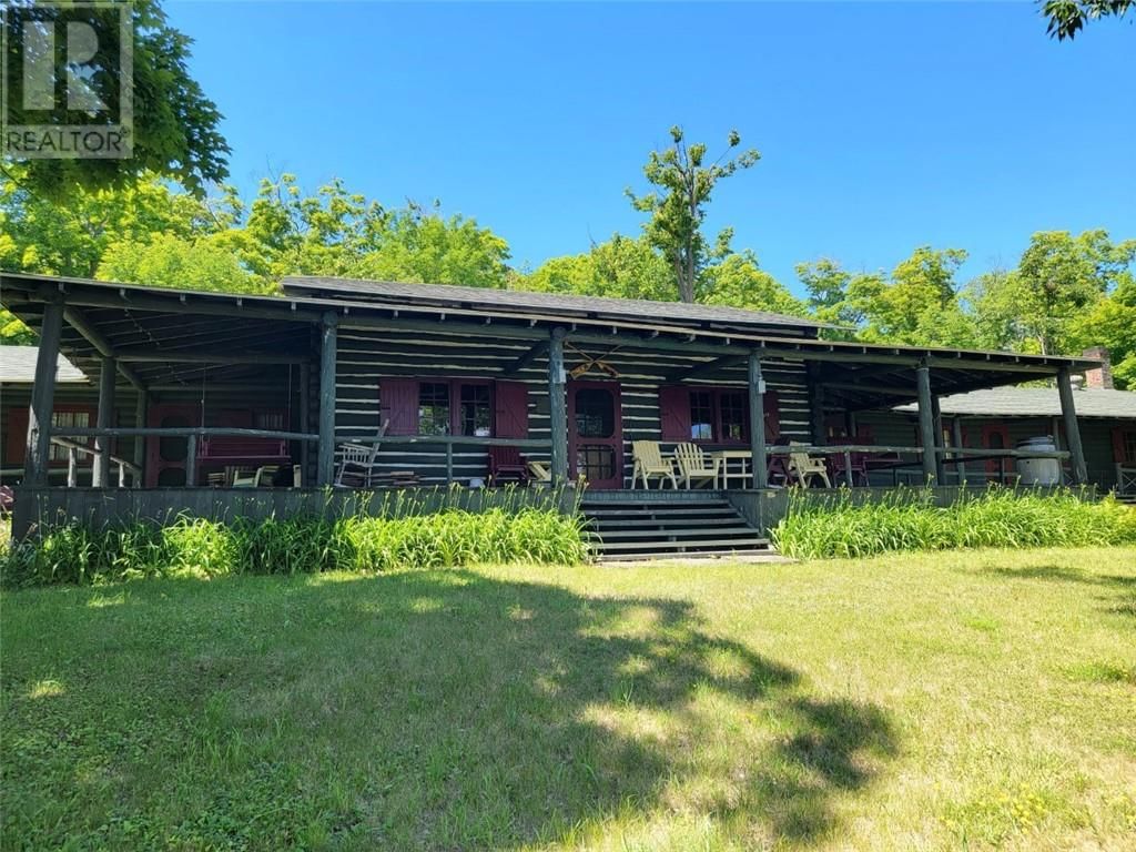 462 MAPLE POINT RD Image 2