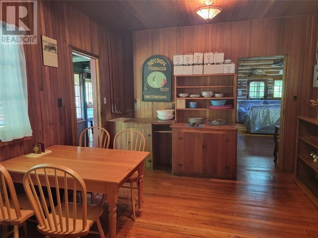 462 MAPLE POINT RD Image 37