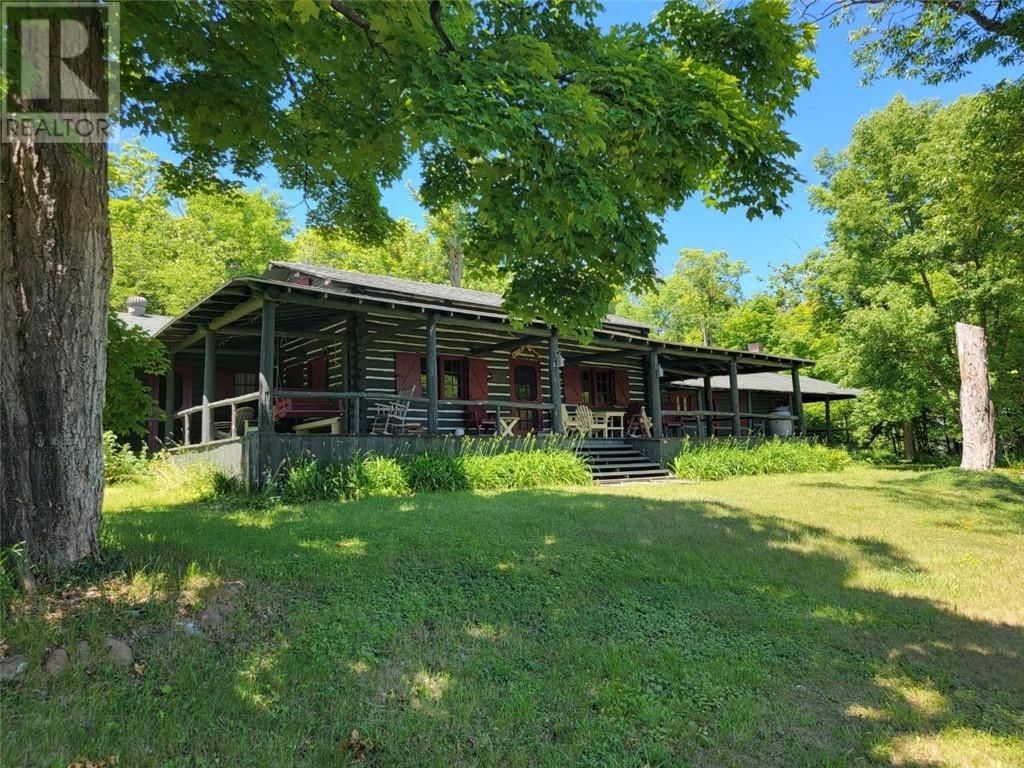 462 MAPLE POINT RD Image 8