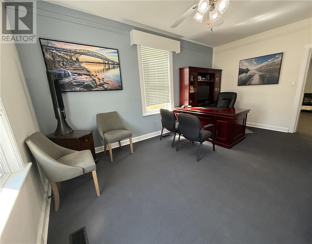 4 ELEANOR STREET Image 8