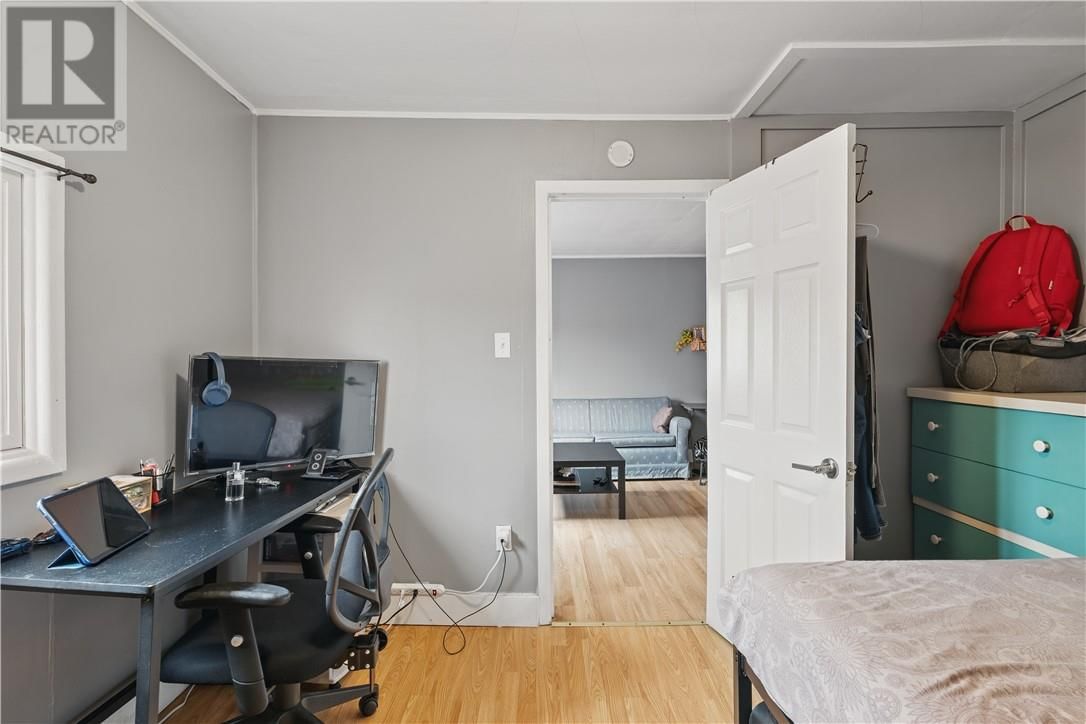 338 KING STREET Image 9