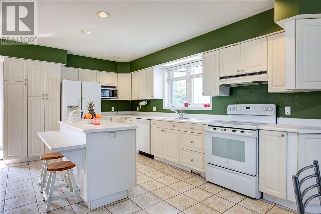 4125 ELMVIEW DRIVE Image 3