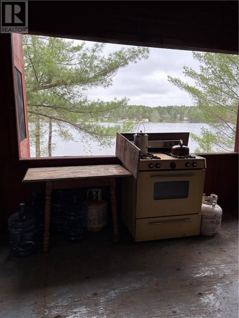 3 MASON ISLAND Image 10