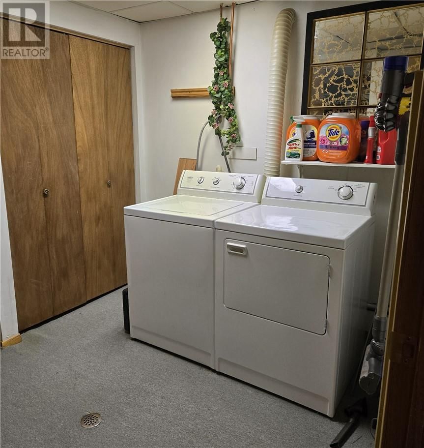 26 MAPLE BOULEVARD Image 13