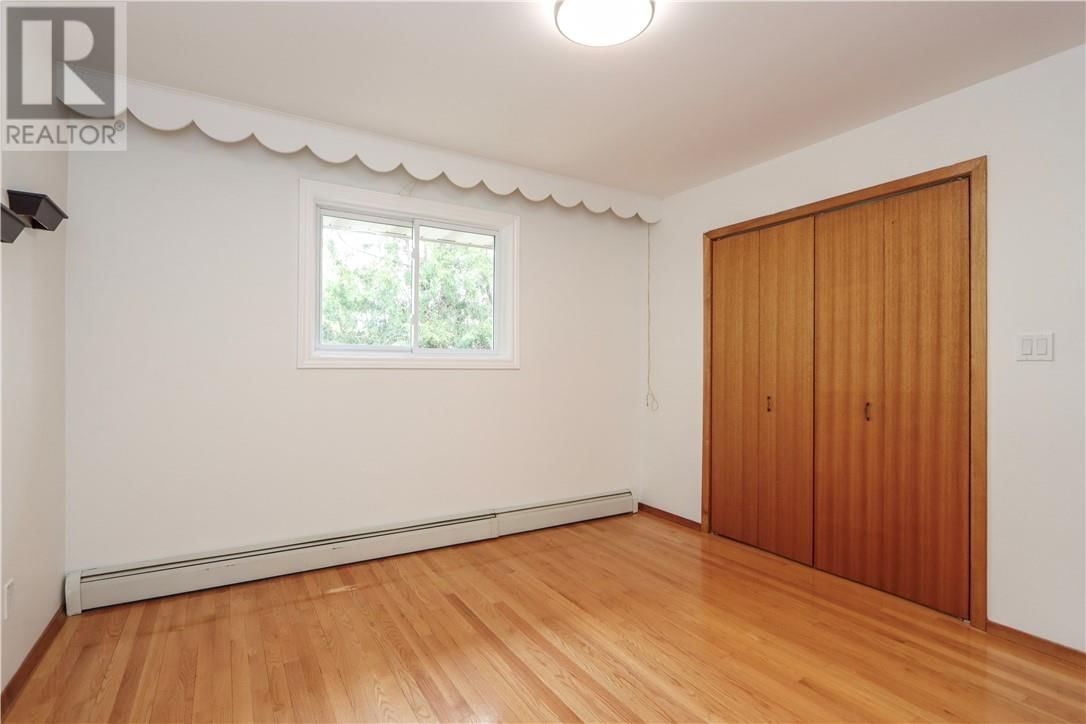 703 ONTARIO STREET Image 13