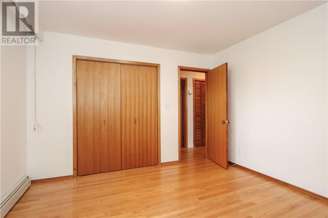 703 ONTARIO STREET Image 14