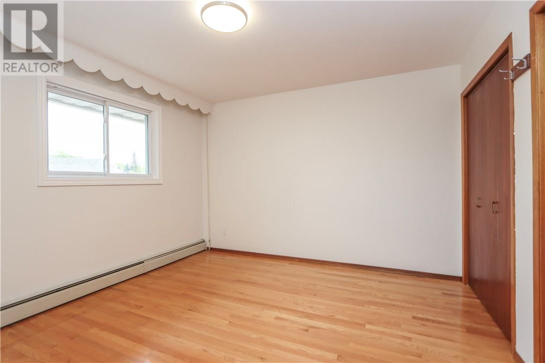 703 ONTARIO STREET Image 15