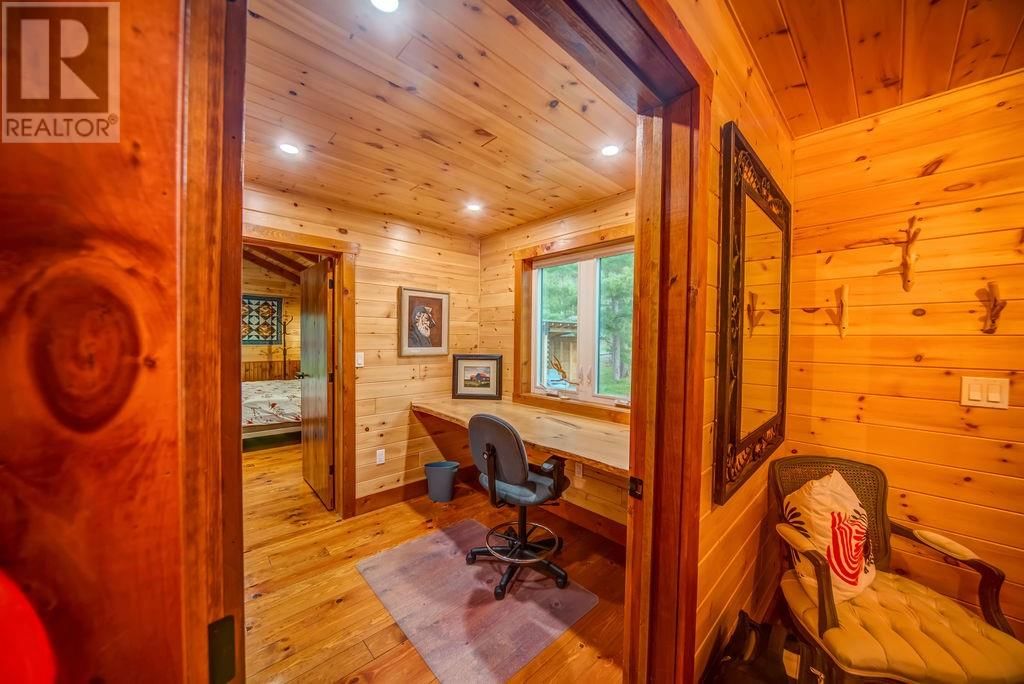 219 PINEWOOD ROAD Image 10