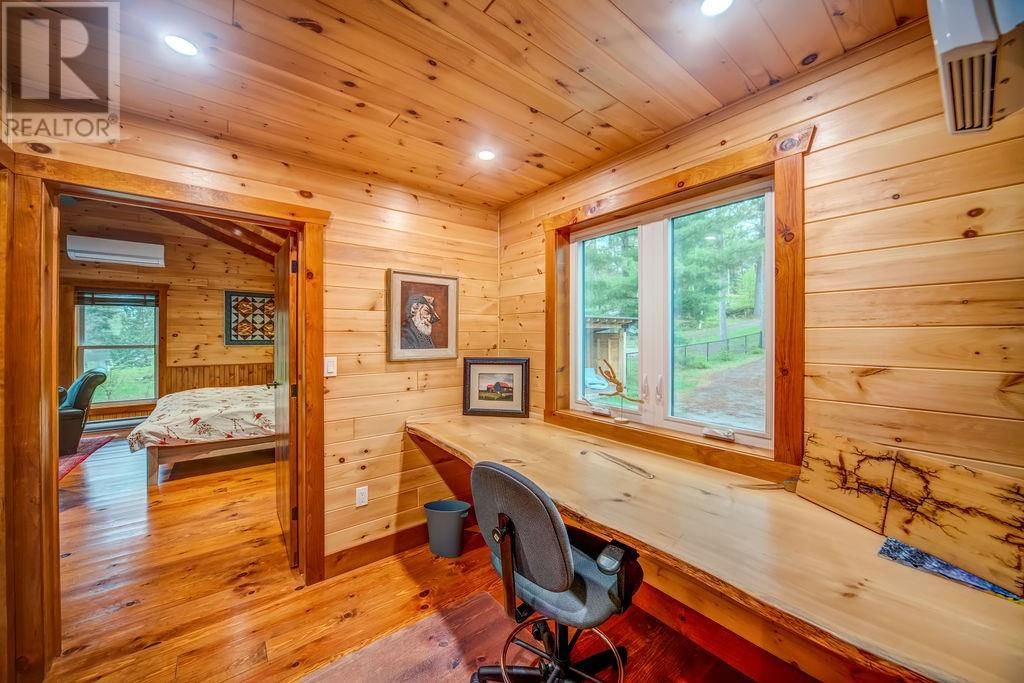 219 PINEWOOD ROAD Image 11
