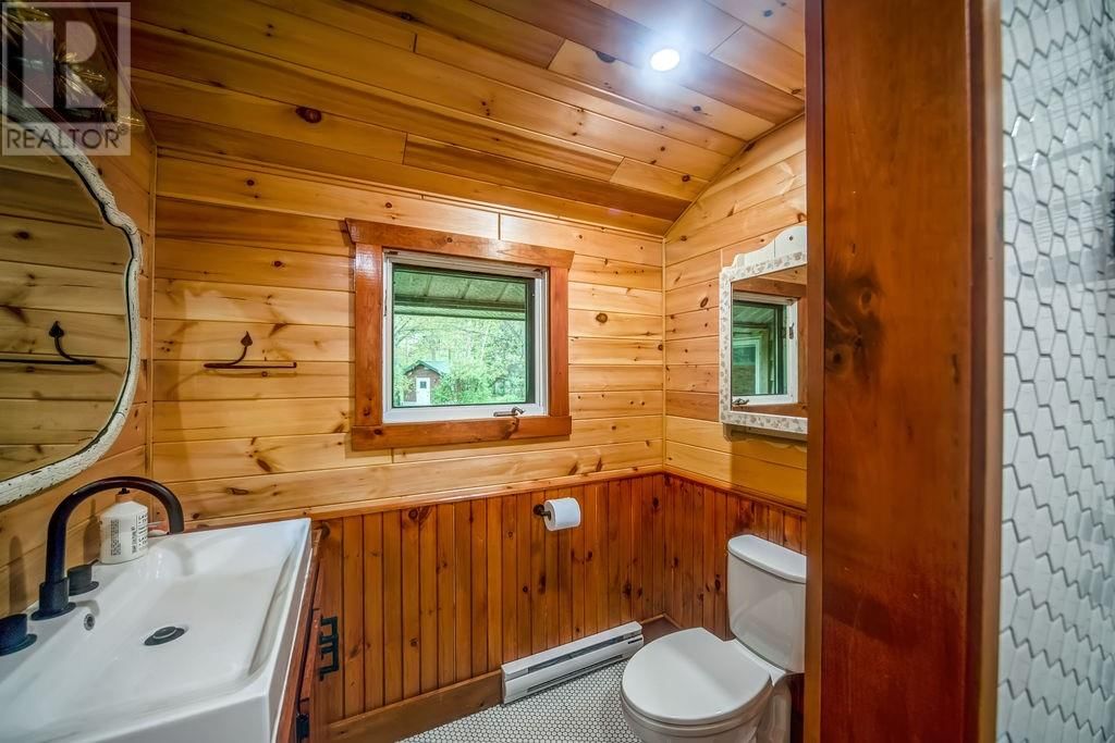 219 PINEWOOD ROAD Image 32